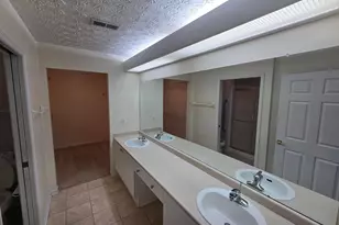 2424 Landings Way, Grove City, OH 43123 - Photo 16