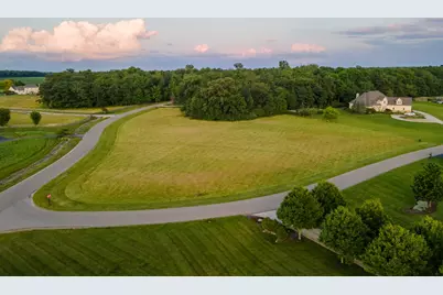 129 Hidden Creek Drive, Galloway, OH 43119 - Photo 8