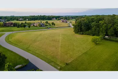 129 Hidden Creek Drive, Galloway, OH 43119 - Photo 6