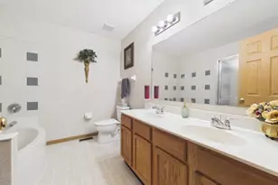 3884 Black Pine Dr, Grove City, OH 43123 - Photo 22