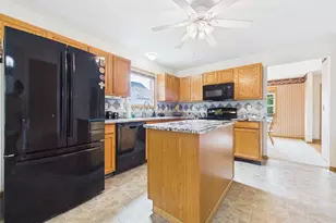 3884 Black Pine Dr, Grove City, OH 43123 - Photo 16