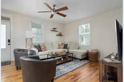 242 E 4th Avenue, Columbus, OH 43201 - Photo 8