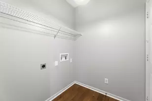 7975 Holderman St, Lewis Center, OH 43035 - Photo 14