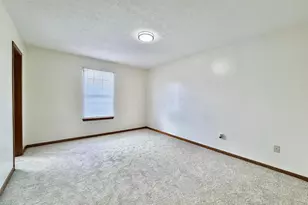916 Lateglow Ct, Newark, OH 43055 - Photo 16