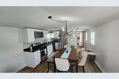 285 Walnut Boulevard, Lewis Center, OH 43035 - Photo 4