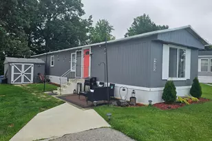 285 Walnut Blvd, Lewis Center, OH 43035 - Photo 1