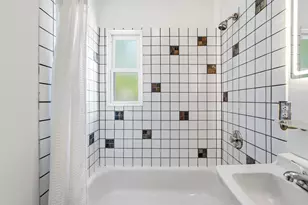 2246 Shrewsbury Rd, Upper Arlington, OH 43221 - Photo 24
