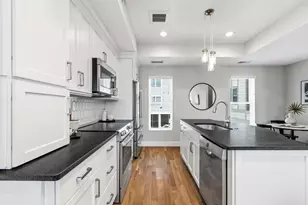 136 E Greenwood Ave, Columbus, OH 43201 - Photo 10