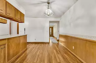1406 Fahlander Dr N, Columbus, OH 43229 - Photo 24
