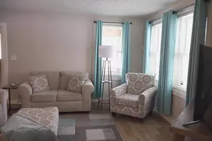 484 E Main St, Circleville, OH 43113 - Photo 8