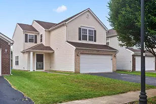 3691 Parker Knoll Ln, Columbus, OH 43219 - Photo 2