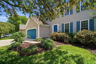 559 Woodmark Run, Gahanna, OH 43230 - Photo 2