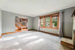 944 S Cassingham Rd, Bexley, OH 43209 - Photo 8