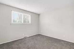 5266 Carbondale Dr, Columbus, OH 43232 - Photo 8