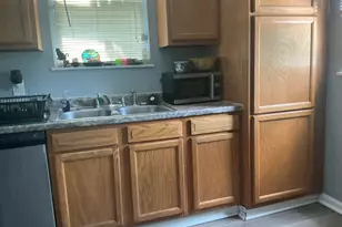 833 S Eureka Ave, Columbus, OH 43204 - Photo 10