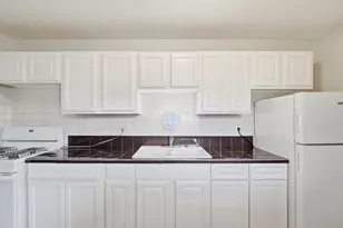 1286 Southfield Dr S, Columbus, OH 43207 - Photo 8