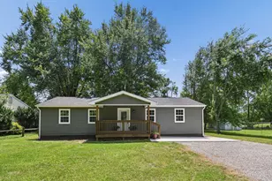 8 Brown Ave, Chillicothe, OH 45601 - Photo 2