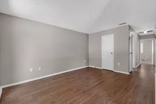 1633 E Gates St, Columbus, OH 43206 - Photo 6