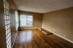 328 S Oakley Ave, Columbus, OH 43204 - Photo 6