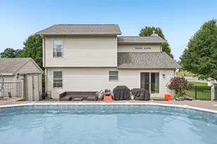 1627 Briarwood St, West Liberty, OH 43357 - Photo 32