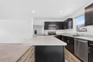 508 Skyway Dr, Springfield, OH 45505 - Photo 18