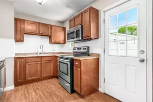 525 W Shields St, Newark, OH 43055 - Photo 4