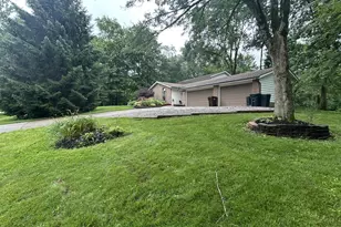 599 Carryback Dr SW, Pataskala, OH 43062 - Photo 2