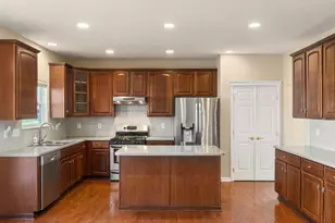 5689 Decker Dr, New Albany, OH 43054 - Photo 18