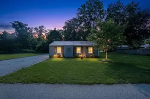 13400 Cedar Rd NE, Thornville, OH 43076 - Photo 2