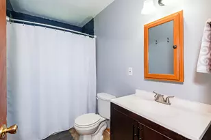 221 W Parkwood Ave, Springfield, OH 45506 - Photo 16
