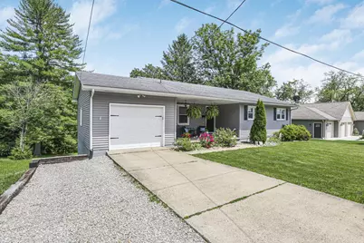 7 Garfield Avenue, New Concord, OH 43762 - Photo 2