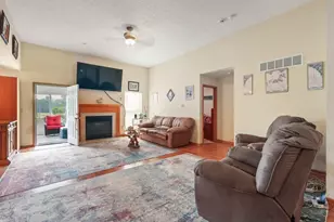 2190 Slate Cove Rd, Grove City, OH 43123 - Photo 6