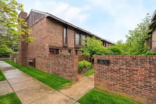 2806 Downing Way, Columbus, OH 43221 - Photo 2