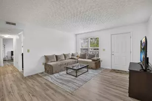 5597 Cedar Springs Rd, Columbus, OH 43228 - Photo 6