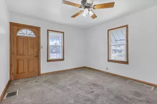 740 N Pierce Ave, Lancaster, OH 43130 - Photo 6