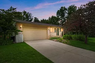 4667 Wendler Blvd, Columbus, OH 43230 - Photo 1