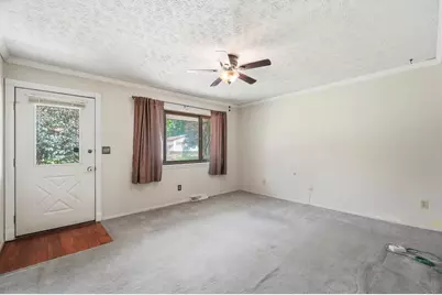 4667 Wendler Boulevard, Columbus, OH 43230 - Photo 8