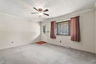 4667 Wendler Blvd, Columbus, OH 43230 - Photo 10