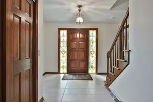 1079 Putney Dr, Columbus, OH 43085 - Photo 4