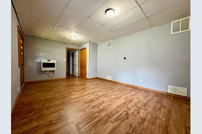 871 Baird Street #B, Logan, OH 43138 - Photo 6