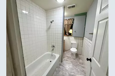 871 Baird Street #B, Logan, OH 43138 - Photo 4