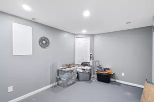 911 Robmeyer Dr, Columbus, OH 43207 - Photo 24