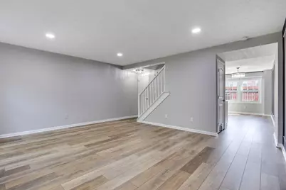 427 Pamlico Street #JK7, Columbus, OH 43228 - Photo 4