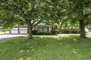 323 Fair Ave, McArthur, OH 45651 - Photo 2