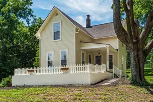 1490 Stratford Rd, Delaware, OH 43015 - Photo 2