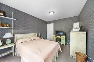 230 E College St, Granville, OH 43023 - Photo 38