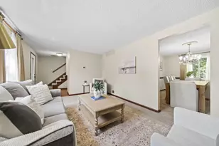 846 Walbridge Dr, Columbus, OH 43230 - Photo 8