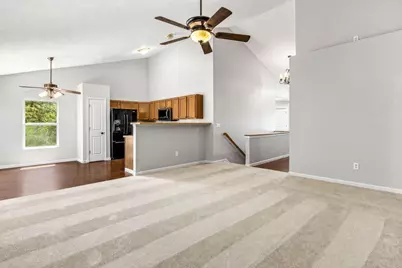 4481 Glenwood Spring Court, Columbus, OH 43228 - Photo 8