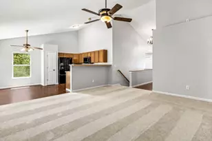 4481 Glenwood Spring Ct, Columbus, OH 43228 - Photo 8