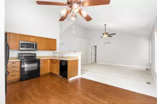 4481 Glenwood Spring Ct, Columbus, OH 43228 - Photo 10
